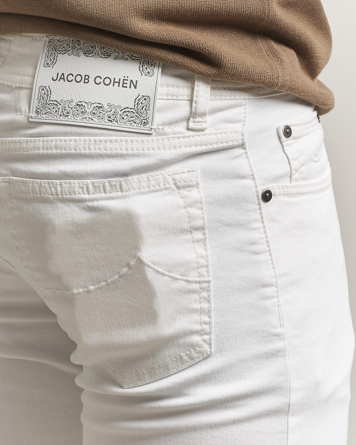 Jacob Cohën Bard Slim Fit Bull-stretchjeans – hvit – detaljbilde 6