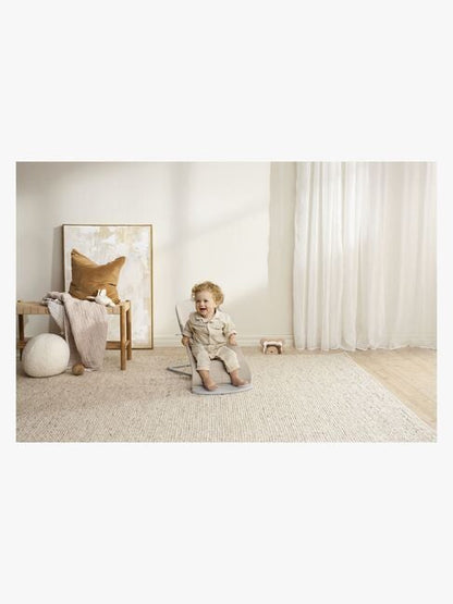 BabyBjörn Bliss Babysitter Vevd Mélange, lys beige
