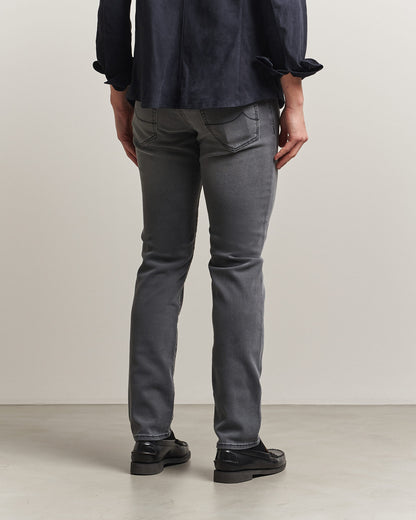 Jacob Cohën Nick Slim Fit Power Stretch-jeans – lys svart vask – detaljbilde 5