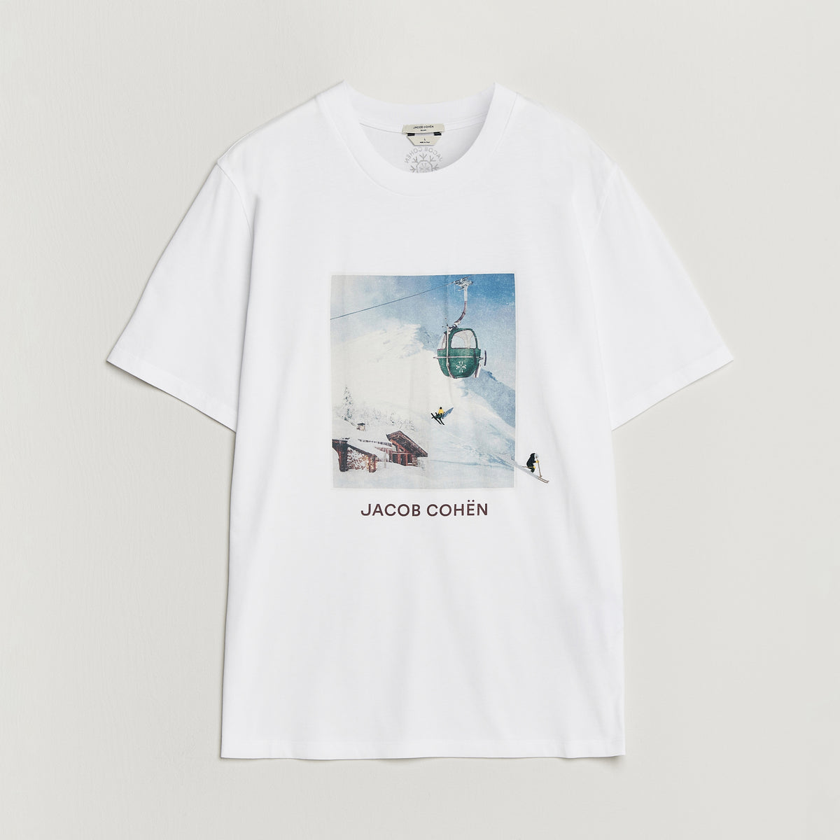 Jacob Cohën Après-Ski T-skjorte med trykk – hvit – produktbilde