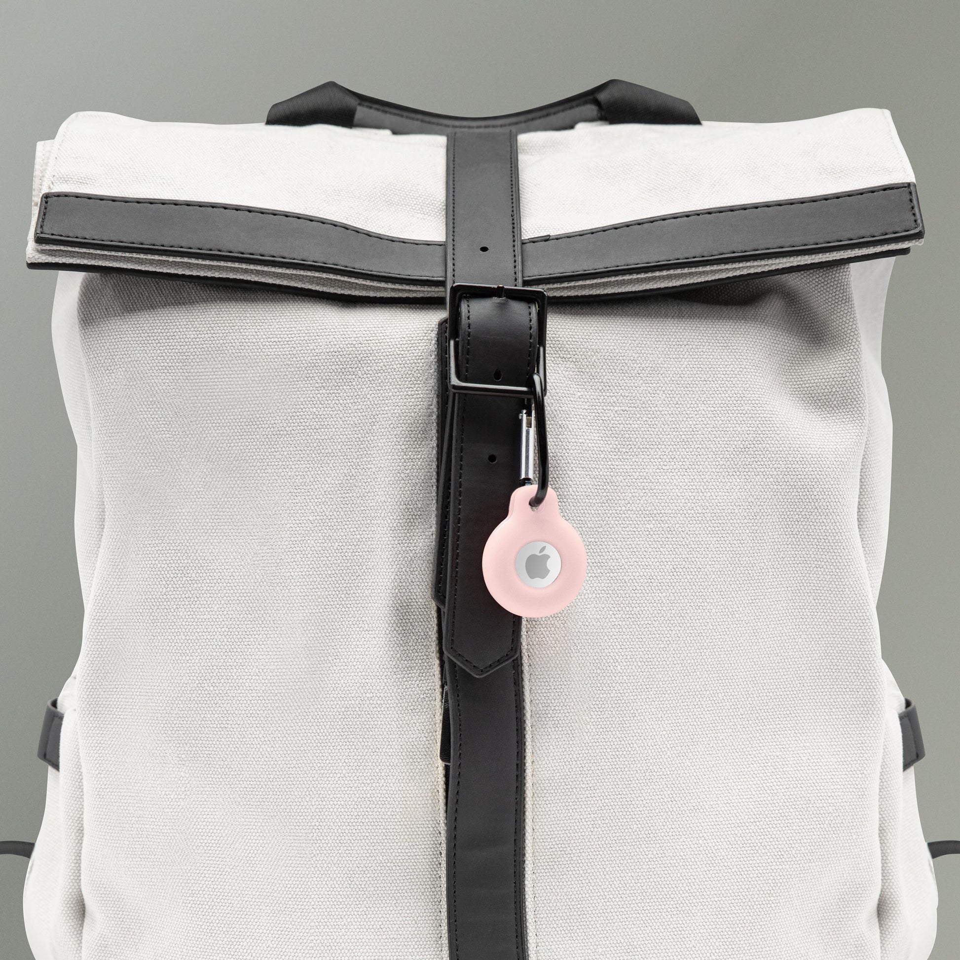 Linocell AirTag Silikonetui med karabinkrok – Rosa – produktbilde 2