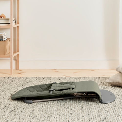 BabyBjörn Bliss Babysitter Vevd Klassisk Quilt, Mørkegrønn