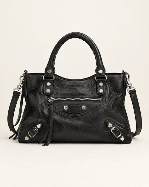 Generert representasjonsbilde av brukt Balenciaga City-veske i beige