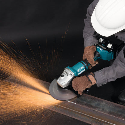 Makita DGA900Z vinkelsliper 230 mm, 18V X2 (36V), børsteløs – Sølv – inkl. batteri og lader