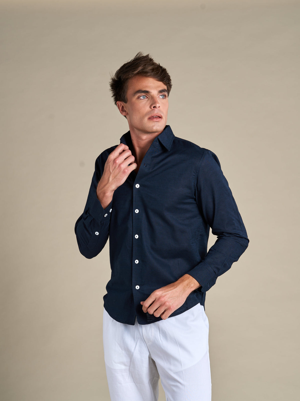 Portofino Linen Shirt | Navy – detaljbilde 4