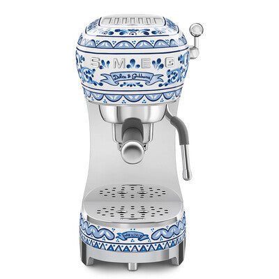 Smeg ECF02DGBEU Espressomaskin x Dolce & Gabbana