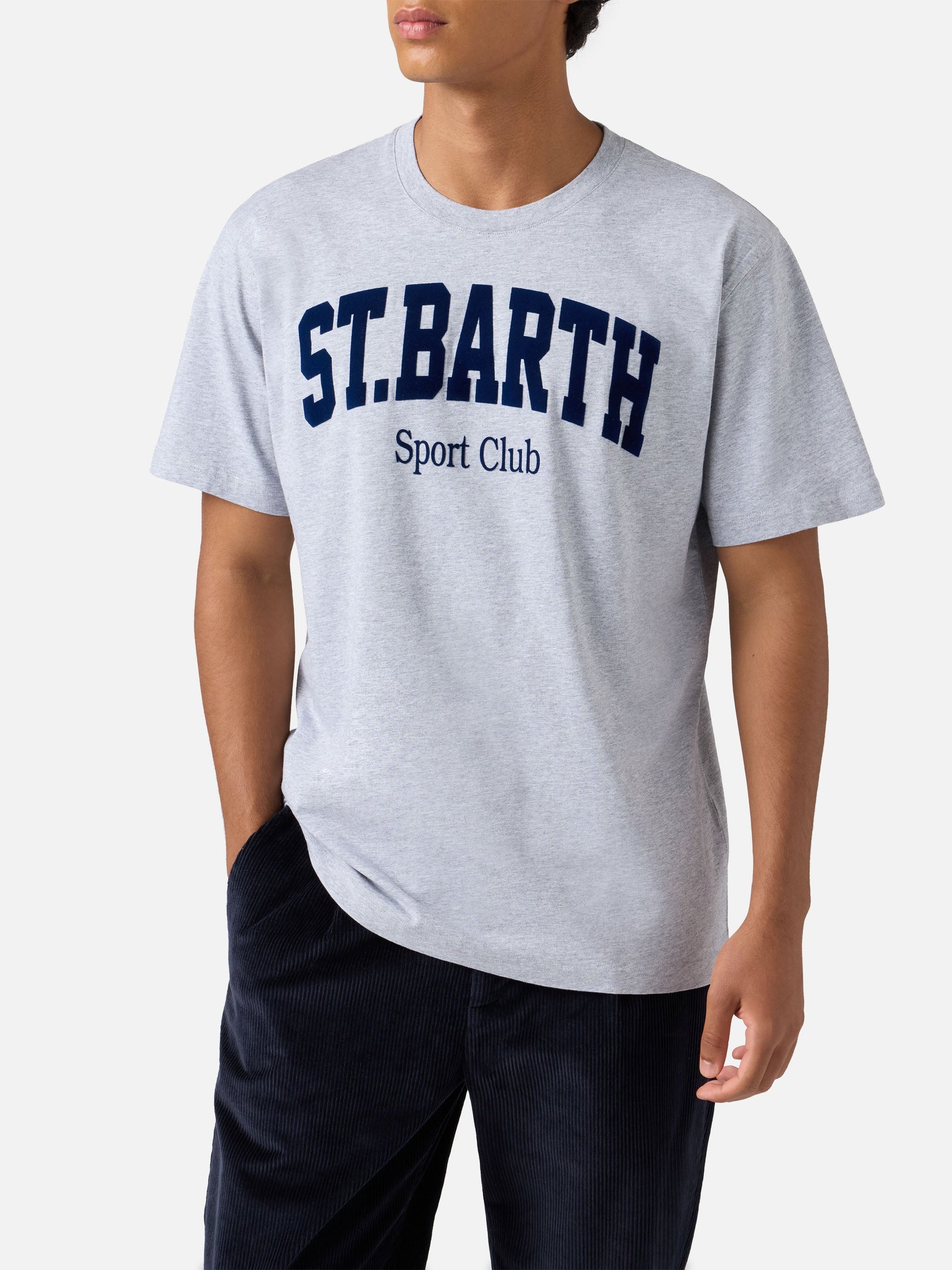 Arnott bomulls-T-skjorte i blått med St. Barth Sport Club flock-trykk – offisielt produktbilde 2