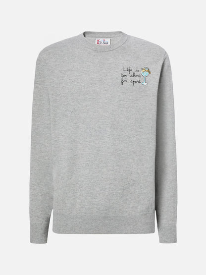 Crewneck-genser Heron Light med broderiet "Life is too short for sport" – offisielt produktbilde 5