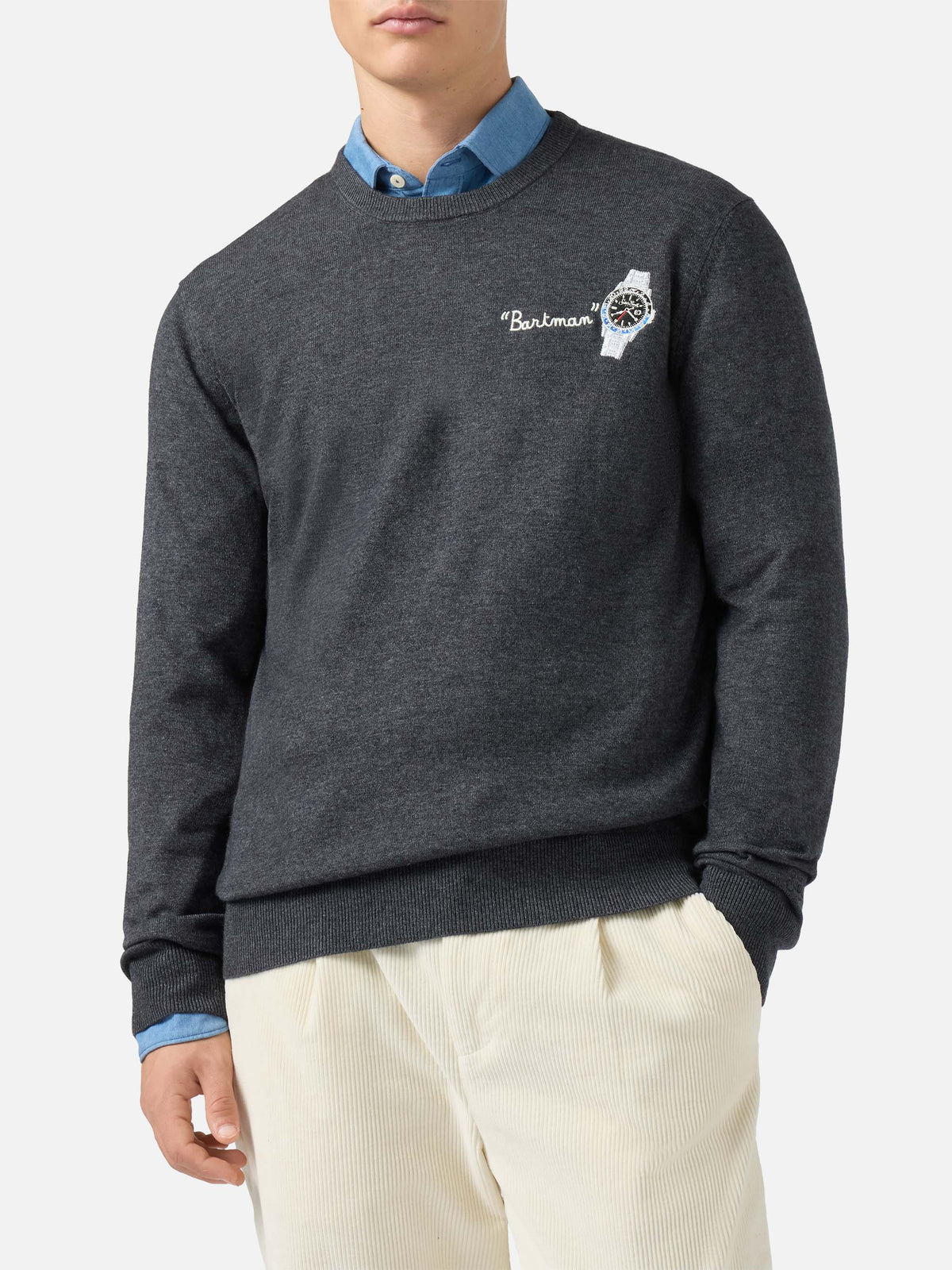 Heron Light-genser med Bartman broderi – offisielt produktbilde 2