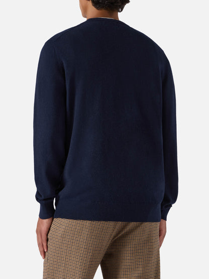 Crewneck Heron Light med broderiet "Sole, whisky e sei in pole position!" | VACANZE DI NATALE SPECIAL EDITION – offisielt produktbilde 4