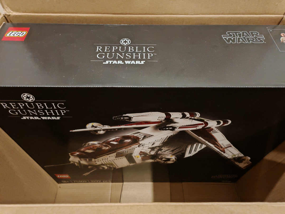 LEGO® Star Wars™ Republic Gunship 75309 – Ultimate Collector Series